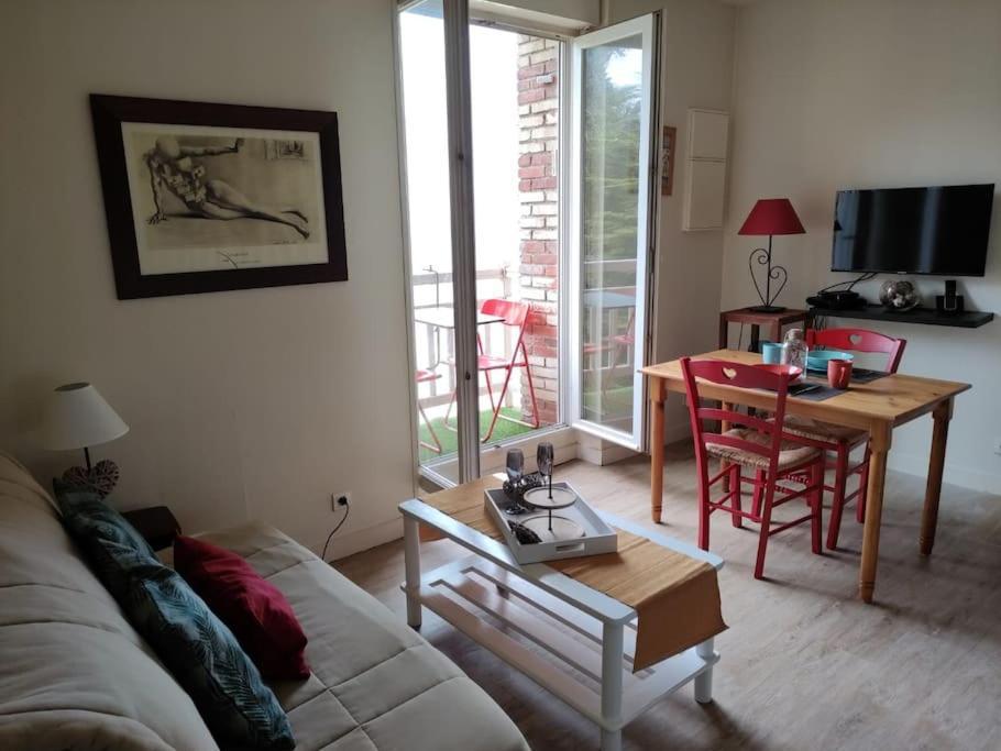 Pleine Vue Au Bord De La *
